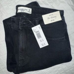 Abercrombie and Fitch High Rise Black Skinny Jeans!!